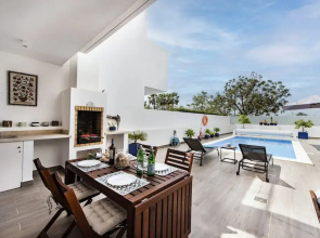 Villa Serena in Santa Luzia