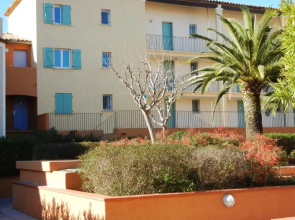 Apartment With one Bedroom in Cogolin, With Pool Access, Enclosed Gard