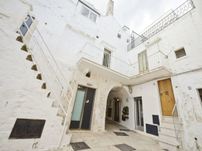 Casetta Arco con Balcone