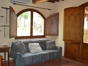 Cottage With Private Swimming Pool