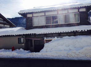 Guest House YAMASHITA-YA - Hostel