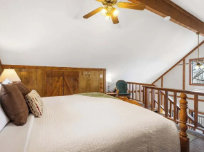 Windjammer Cottage - Branson