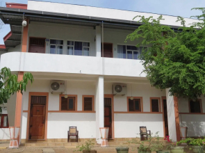 Dinaka Rest