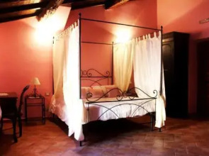 Le Fate Del Lago Rental Room