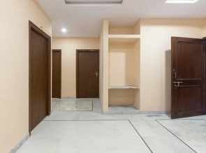 OYO Townhouse 454 Hotel Hill Inn