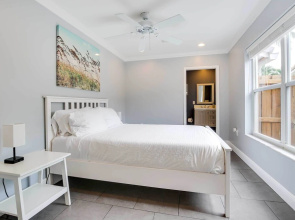 Pet-friendly Paradise w/ Pool ~ 6 Mi to Beach!