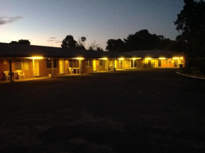Altona Motel