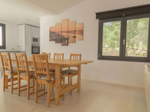 Nice Country House With Private Saltwater Pool, Chill Out, Table Tennis and BBQ