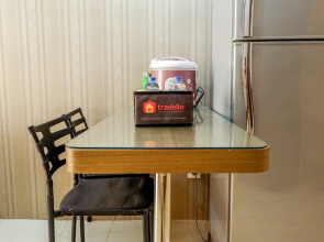 Puri Park View Apartment by Travelio