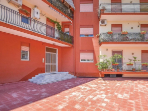 Amazing Home in Giarre With Wifi and 3 Bedrooms