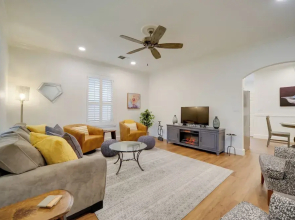Fredericksburg Home w/ Pool ~ 1 Mi to Main Street!