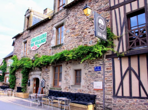 Le Café du Village
