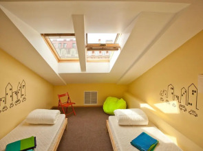 Central Street Hostel 