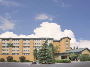 La Quinta Inn & Suites by Wyndham Silverthorne - Summit Co