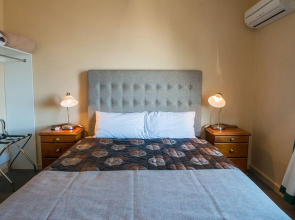 Tailem Bend Riverside Hotel