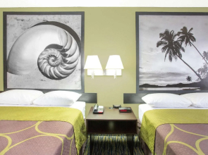 Super 8 by Wyndham Panama City
