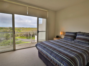 Lady Bay Resort