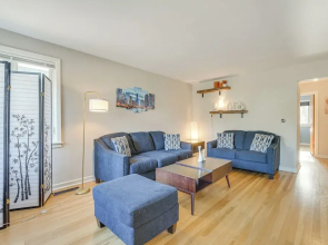 Home w/ Fenced Yard: 13 Mi to Downtown Chicago!