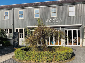 Beautiful 3-bed House in Knock