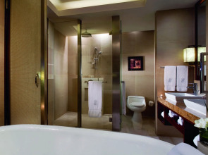 Отель The Ritz-Carlton Sanya Yalong Bay