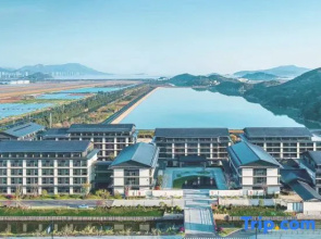 Huaxi Loft Vacation Apartment (Wugongzhi Wharf Branch), Zhujiajian