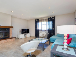 Villa in Ibiza Town Sleeps 14 16 - Villa Campo Sol