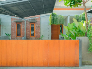 Andewi Guest House Denpasar RedPartner