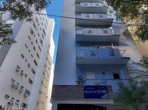 COCDV0100 - Apartamento para 9 pessoas no Corredor da Vitória por Beehost