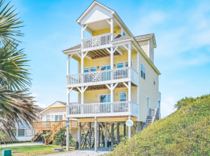 Lovin' Lowe Tide by Topsail Realty