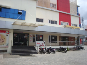 Sri Kaliswari Le Orchids