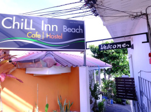 Chill Inn Beach Cafe & Hostel