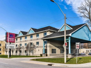 Comfort Suites Downtown Windsor