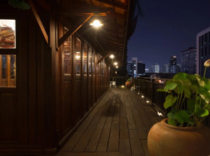 True Siam Rangnam Hotel