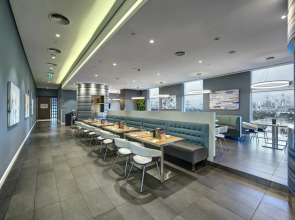 Premier Inn Dubai Ibn Battuta Mall