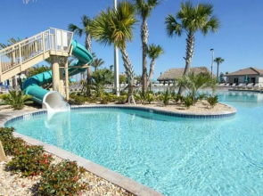 Sublime 2BR condo with special view at Champions Gate