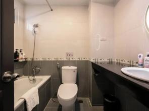 A25 Hotel - 12 Pho Hue