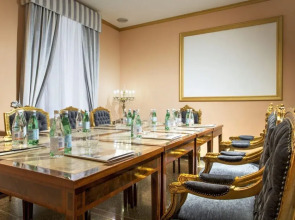 Отель Golden Tulip Rome Piram