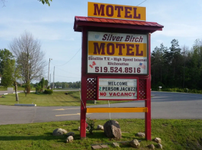 Silver Birch Motel