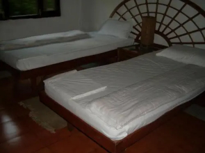 Country Paradise Resort