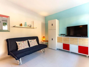 Nora Beach House II