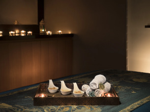 Отель Double Tree by Hilton Dubai Business Bay