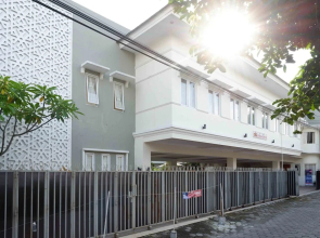 Urbanview Hotel Syariah Casa Azmya Yogyakarta