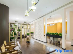 Rezen King Town Hotel