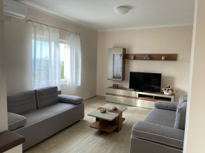 Apartment Ante - 200 m from beach: A2 Starigrad-Paklenica, Zadar riviera