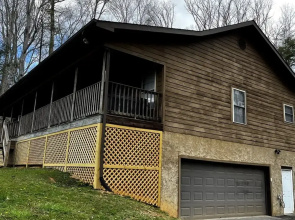 Pet Friendly Fire Pit Movie Theater Pool Sauna