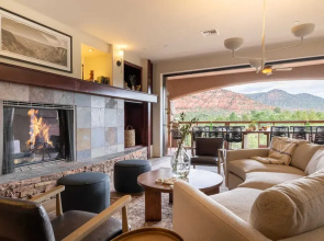 Pyramid by Avantstay Luxe Sedona Mansion w/ Views, 7mins to Downtown