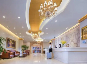 Vienna Hotel Shenzhen Bao'an Fanshen Metro Station