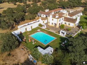 Rosa Estates: The Farmhouse & Stables