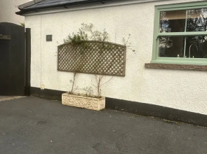 Cozy Chalet in Abergavenny