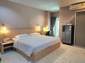 The Fifth Residence Hotel